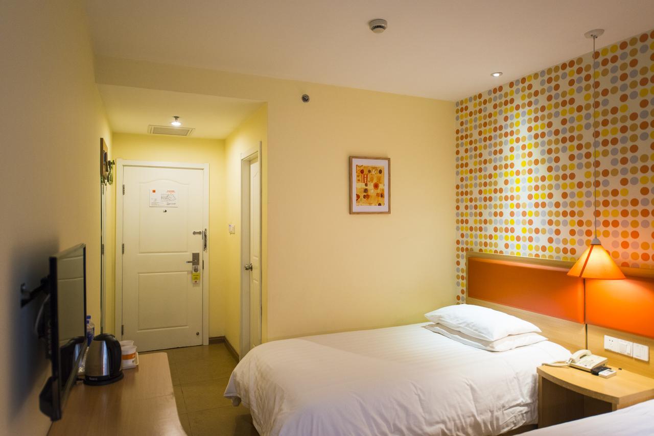 Home Inn Shanghai Changshou Road Metro Station Экстерьер фото
